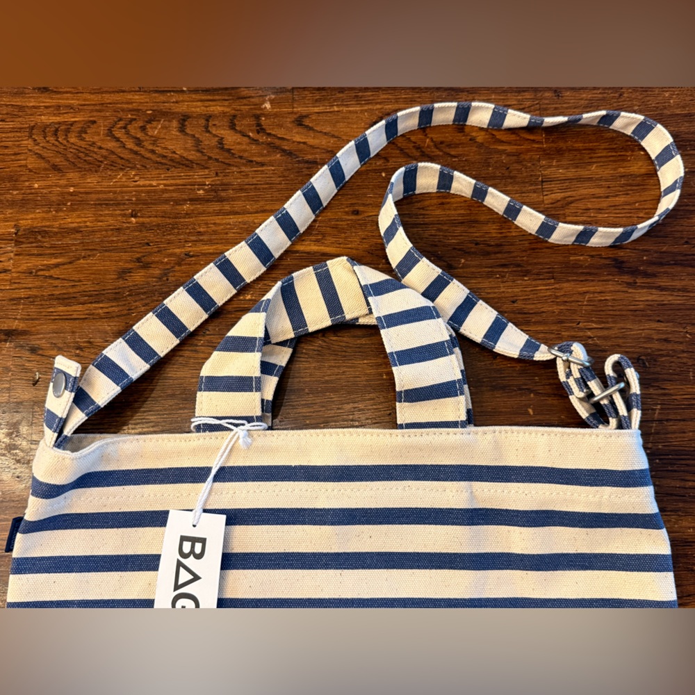 NWT Baggu Sailor Stripe Duck Bag in Navy & White Striped Canvas Tote - Picture 7 of 14